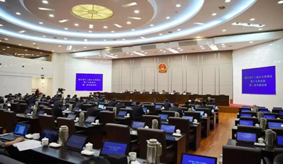 人大常委会第十七次会议在京举行